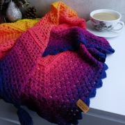 Chusta trójkątna L Klasyk Neon HANDMADE