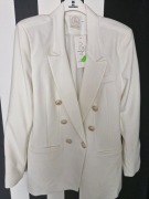 Marynarka damska Lila Lou , żakiet biały/śmietanka,  złote guziki
