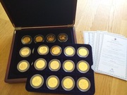 Zestaw 24 medali pozłacanych - Jan Paweł II