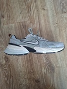Nowe buty męskie Nike V2K RUN Chrome. Rozmiar 42. Długość wkładki 26 cm
