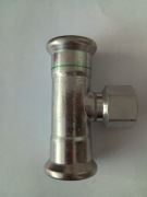Trójnik 22 Rp 1/2 Kan-Therm Inox