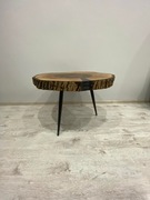 Stolik kawowy. Orzech z dodatkiem czarnej perłowej żywicy 