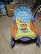 Leżaczek  bujaczek fisher price wibracja 