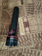 Latarka ręczna Halogen Halogenowa - Długi słup Światła + 4 Baterie !