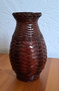 Wazon, czerwony pleciony 