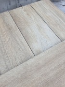 Płytki drewnopodobne, jodełka do salonu 60x17,5 gat.1 Ventino beige Cerrad