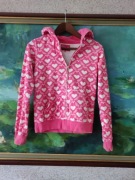 welurowa bawełniana bluza z kapturem kieszeniami zasuwana serduszka 