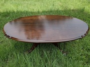 Stylowa ława kawowa owalna