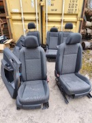 VW CADDY 2K7 V FOTELE KANAPA KOMPLET PRZÓD TYŁ 5 OSÓB