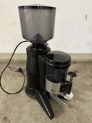 Młynek do kawy , bardzo dobrym stanie Sprawny w 100%