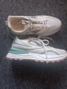 buty sportowe cropp 39