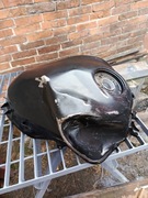 Zbiornik kawasaki z900 uszkodzony 