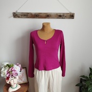 Stylowa bluzka damska z długim rękawem – kolor fuksja