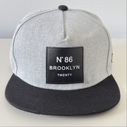 Unisex Snapback BROOKLYN No.86 | Modna czapka z daszkiem