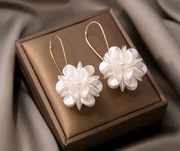 Kolczyki z kwiatkiem