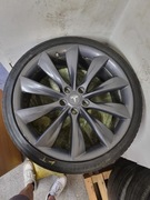 Felgi Tesla Model S 21 cali z oponami