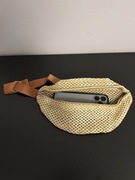 Duża pojemna saszetka nerka lub torba na ramię crossbody lekka