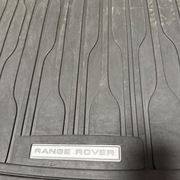 Oryginalna mata / wykładzina bagażnika RANGE ROVER VELAR