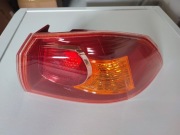 Lampa prawa prawy tył w błotnik Lancer VIII EVO X sedan Europa 