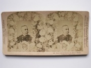 353 Fotografia stereoskopowa - laurka Admirał Dewey bohater Manili