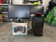 Zestaw PC. Komputer, monitor, klawiatura, myszka, głośnikii