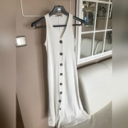 Sukienka stradivarius s