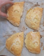 Pierog calzone zapiekany 300g x 10szt FAMILIJNY