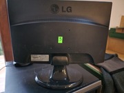Monitor LG flatron 19 cali VGA.