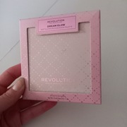 Revolution Dream Glow Eyeshadow paleta cieni do powiek 