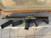 Replika Specna Arms m4, Daniel Defende mk18 ras2