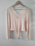 Cieliste body z wiskozy Missguided z koronką S