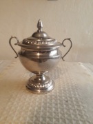 Stara cukiernica w stylu klasycystycznym 