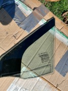 Szyba mała drzwi renault grand scenic III 