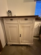 Komoda w stylu rustykalnym - lite drewno