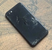 iPhone SE 2020 | 64GB | Bateria 78% | Blokada iCloud