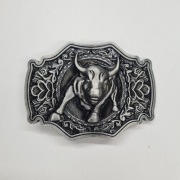 Stylowa  metalowa klamra do paska z motywem byka w kowbojskim stylu