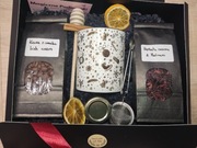 PRO BOX zestaw prezentowy K&H dla Niego - Kubek świąteczny złote ozdoby