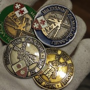 Zestaw 4 odznaki PTTK Miłośnik Ziemi Elbląskiej 