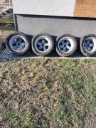 Felgi aluminiowe z oponami 