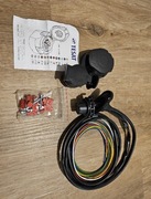 WIĄZKA HAKA INSTALACJA ELEKTRYCZNA UNIWERSALNA GNIAZDO 13 PIN