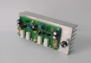 Wzmacniacz MOS   200W/4ohm z radiatorem