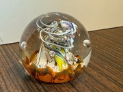 UNIKAT Śliczna szklana kula ozdoba przycisk do papieru CUDO