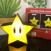 Super Star Light Lampka LED z Muzyką USB Figurka Nocna Prezent