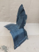 Nadkole Passat B6, lewe przednie