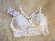 By Ann biały stanik biustonosz crop top koronkowy na ramiączka 70C