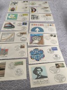Koperty FDC pierwszego dnia obiegu znaczka pocztowego first day cover