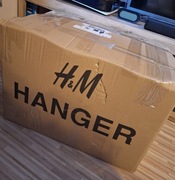 60 szt. ubrań stan bardzo dobry. Idealne do dalszej odsprzedaży.