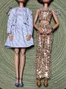 2 zestawy ubranek dla lalki Barbie 