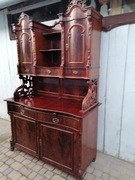 Kredens dwunawowy orzech