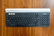 Logitech K780 klawiatura bezprzewodowa używana QWERTY